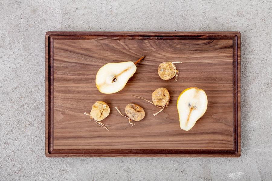 personalized cutting board with juice groove in walnut